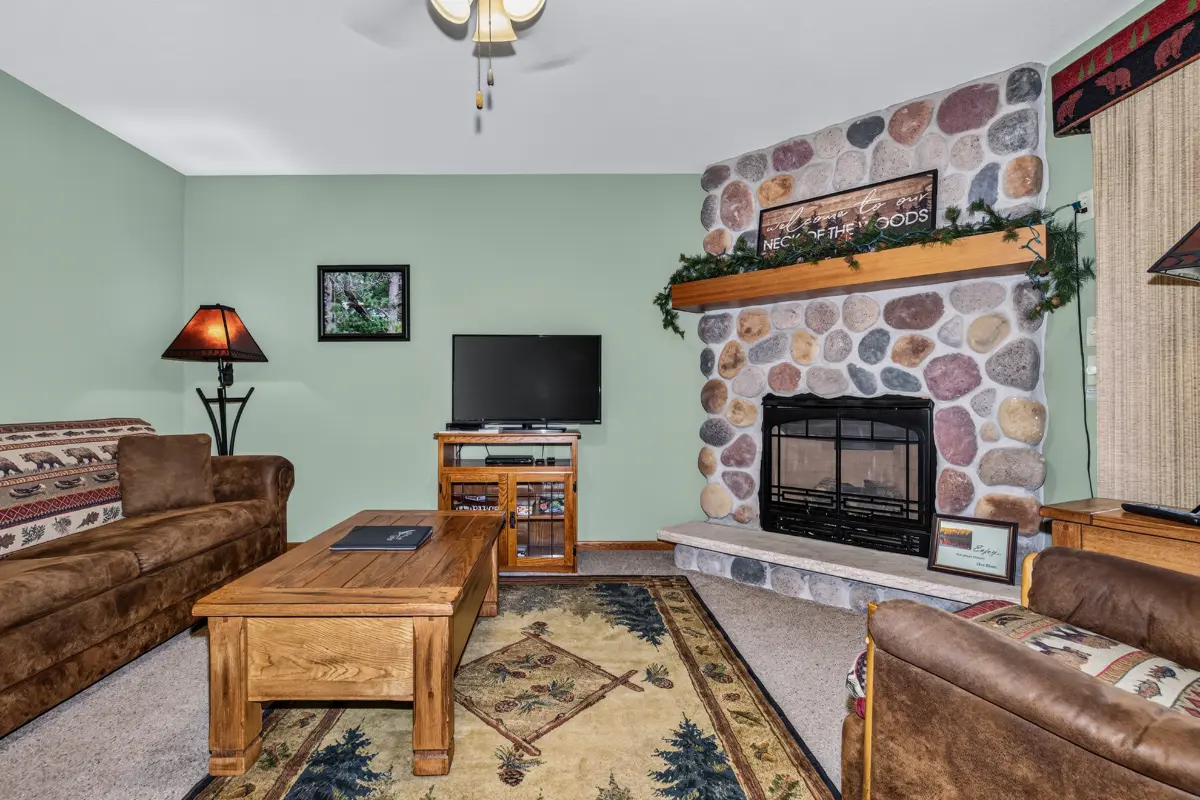 Main Room of Unit in Wild Eagle Lodge
